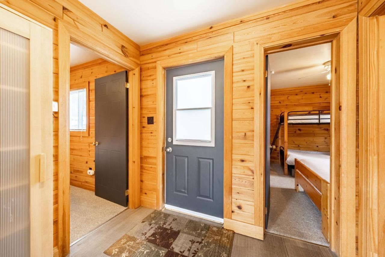 Oakview Lodge & Marina Algonquin Highlands Ngoại thất bức ảnh