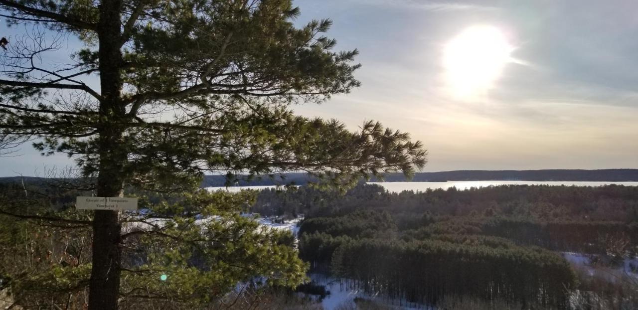 Oakview Lodge & Marina Algonquin Highlands Ngoại thất bức ảnh
