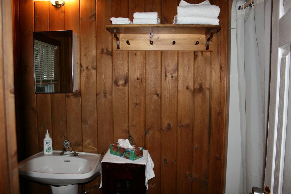 Oakview Lodge & Marina Algonquin Highlands Ngoại thất bức ảnh