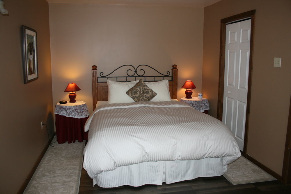 Oakview Lodge & Marina Algonquin Highlands Ngoại thất bức ảnh
